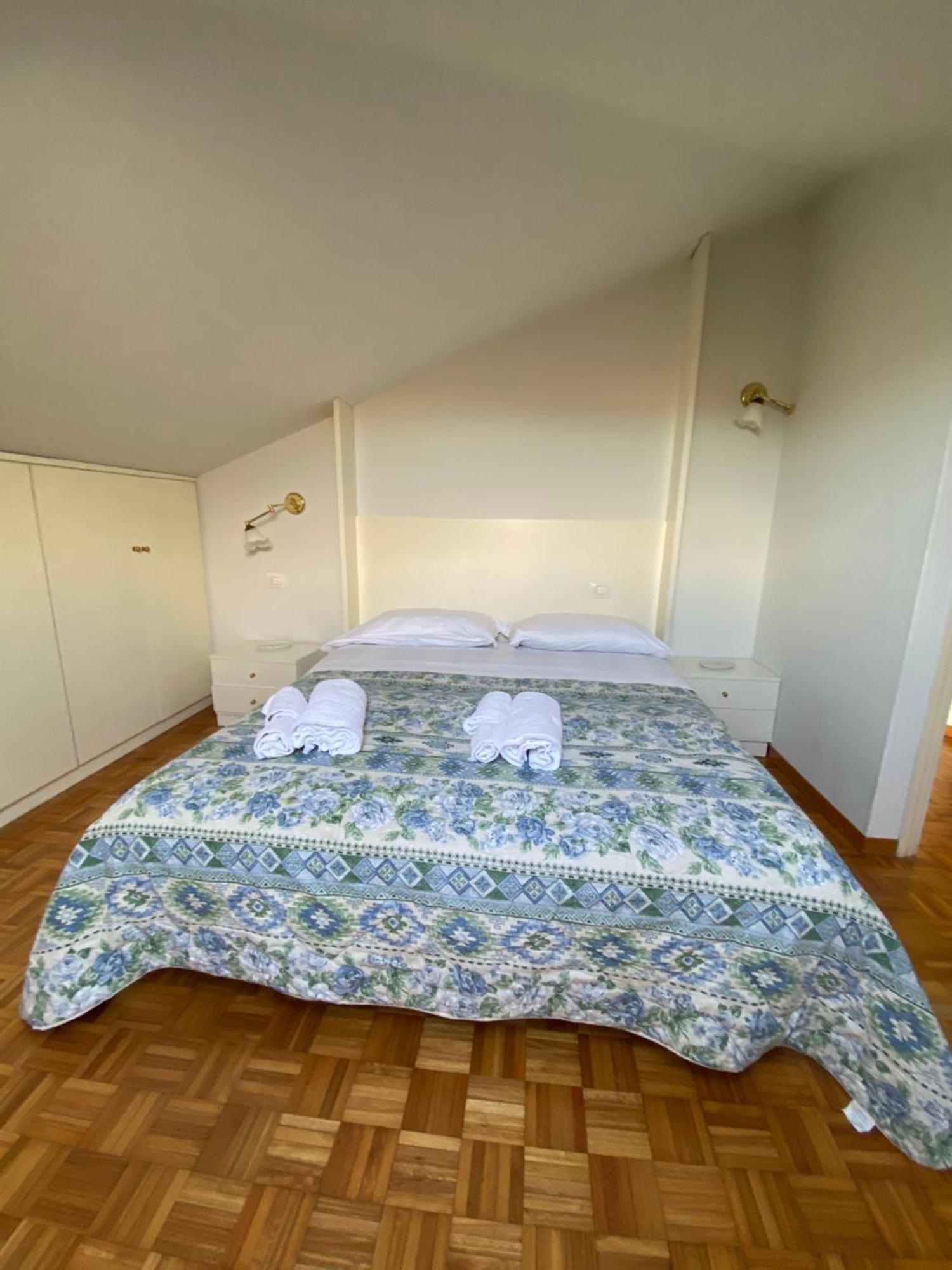 Apartament La Terrazza Sul Tetto Porto San Giorgio Zewnętrze zdjęcie